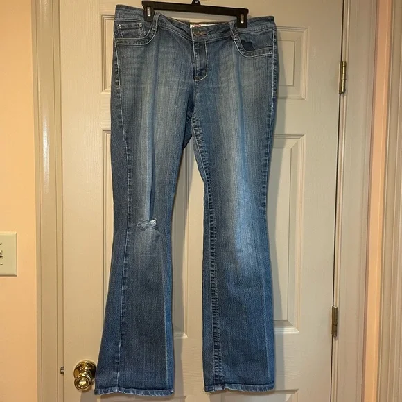 lei Jeans Lei Blue Ashley Lowrise Boot Cut Jeans With Natural